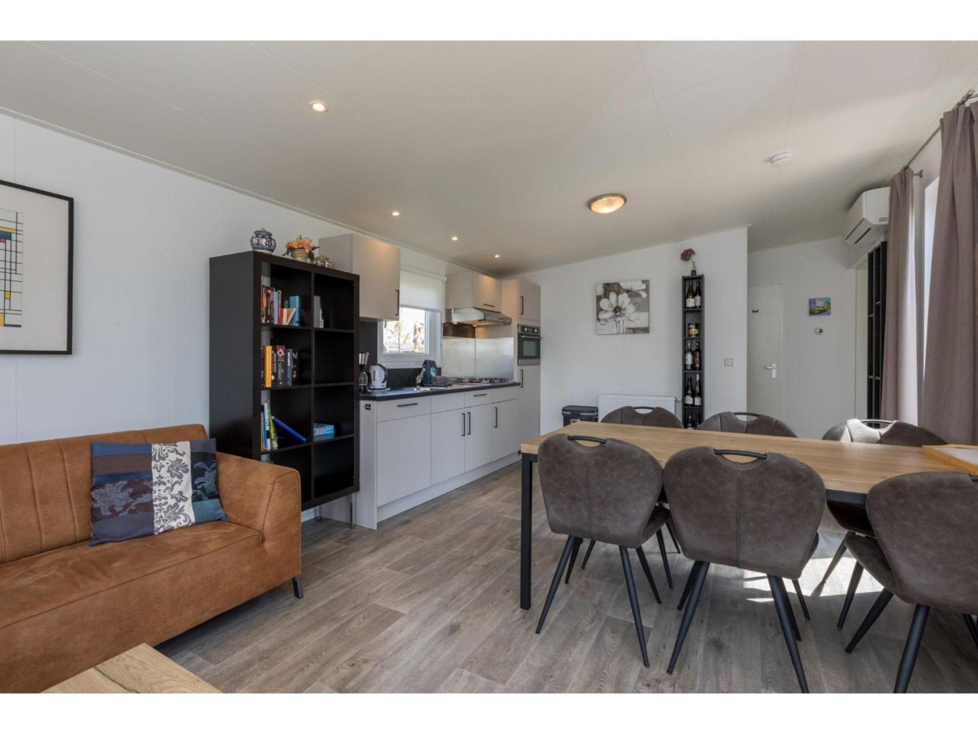 Brand New Chalets At 10 Minutes From The Oosterschelde Heinkenszand Bagian luar foto