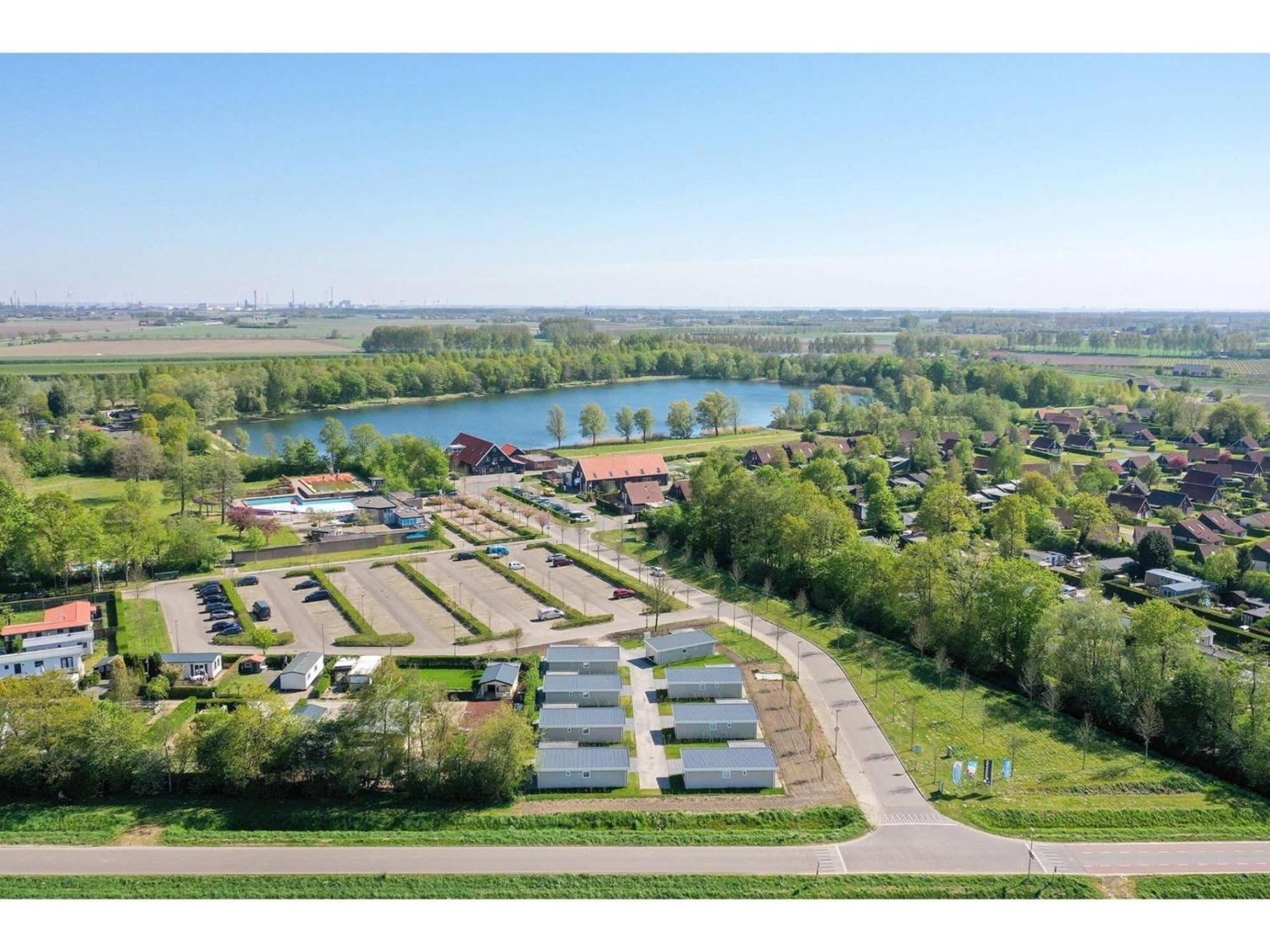 Brand New Chalets At 10 Minutes From The Oosterschelde Heinkenszand Bagian luar foto