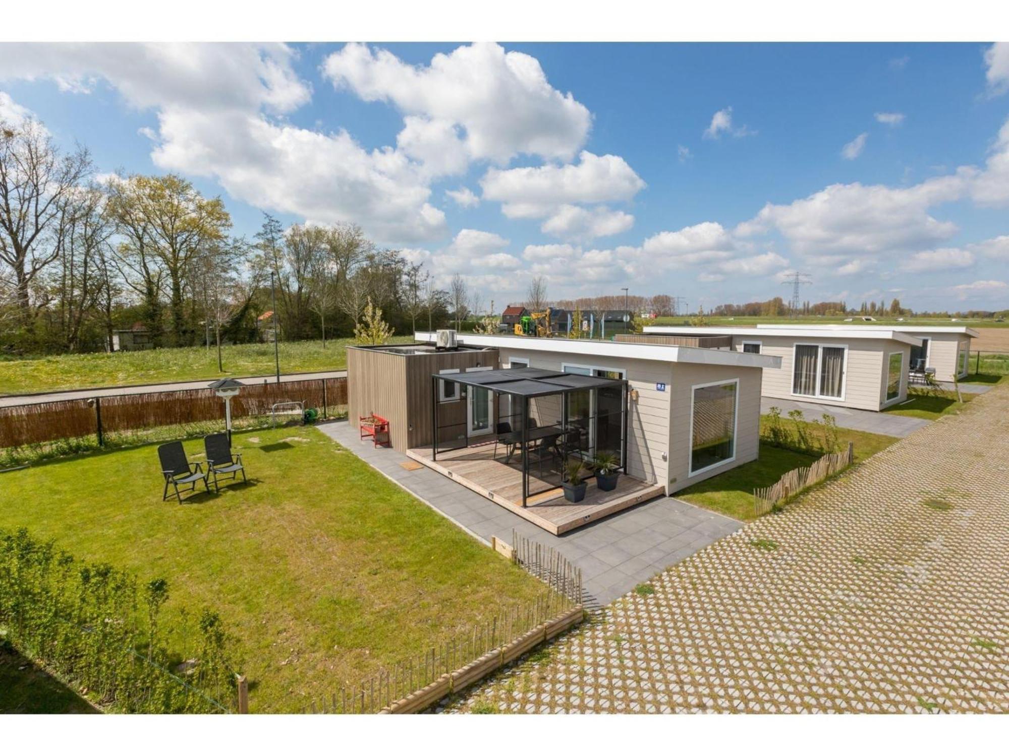 Brand New Chalets At 10 Minutes From The Oosterschelde Heinkenszand Bagian luar foto